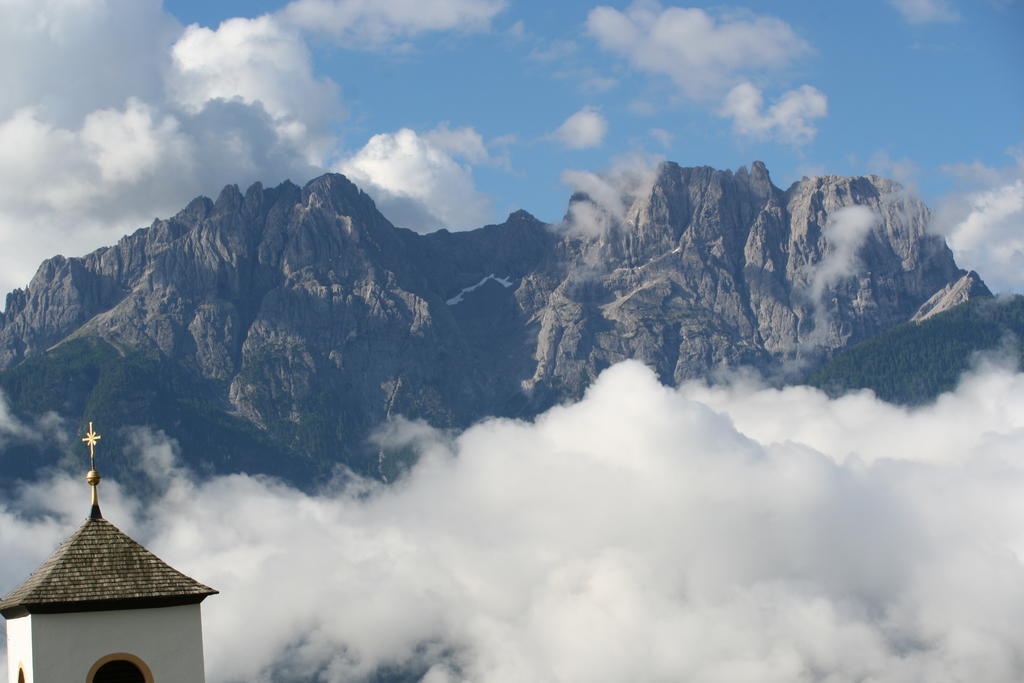 Fruehstueckspension Alpenrose Bed & Breakfast Iselsberg Dış mekan fotoğraf